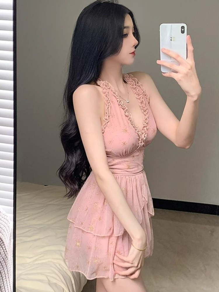 Women Fashion Korean - ชุดว่ายน้ำวันพีซแบบกระโปรงสำหรับผู้หญิง รุ่นปี 2026 ช่วยเก็บหน้าท้อง แต่งระบายชายกระโปรง ทรงเข้ารูป
