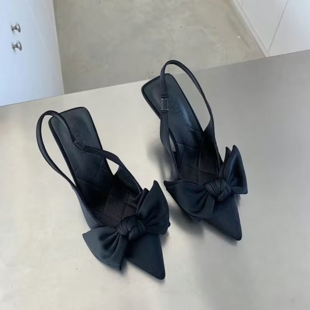 รองเท้าผู้หญิงปี 2026 รุ่นใหม่ - Women'S Fashion Spring Summer 2026 บทวิจารณ์และราคา