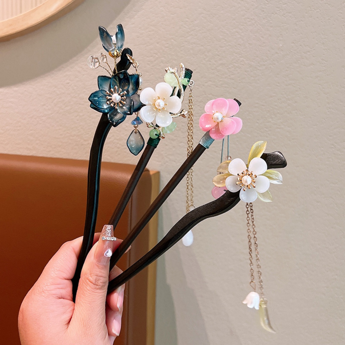 ประณีตดอกไม้พู่ไม้ Hairpin Ret - Women Fashion Hair Style บทวิจารณ์และราคา